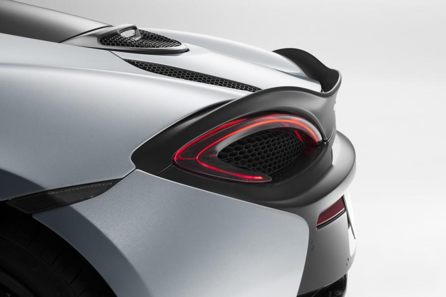  McLaren 570GT 2016 года  (фото 16 из 19)